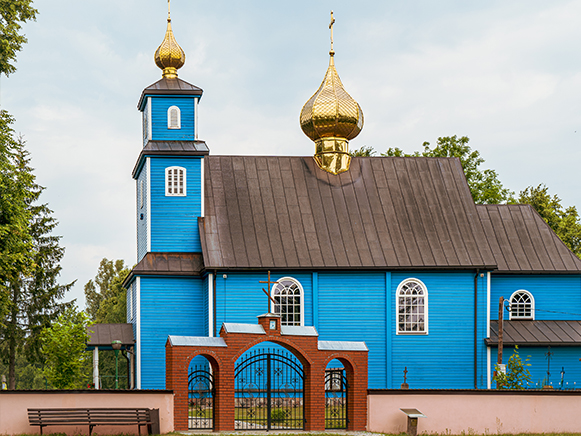 Niebieska cerkiew Narodzenia Najświętszej Maryi Panny w Rogaczach